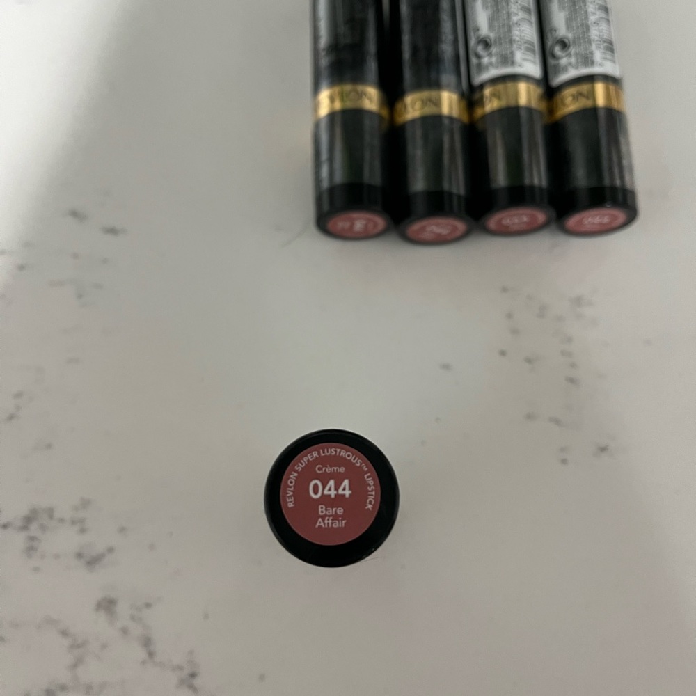 Revlon lipstick bundle of 3‎ BRAND NEW! - Picture 4 of 4